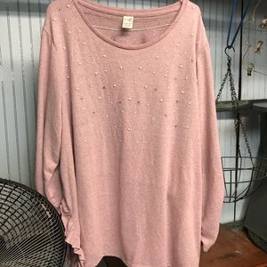 Light pink sweater with pearls